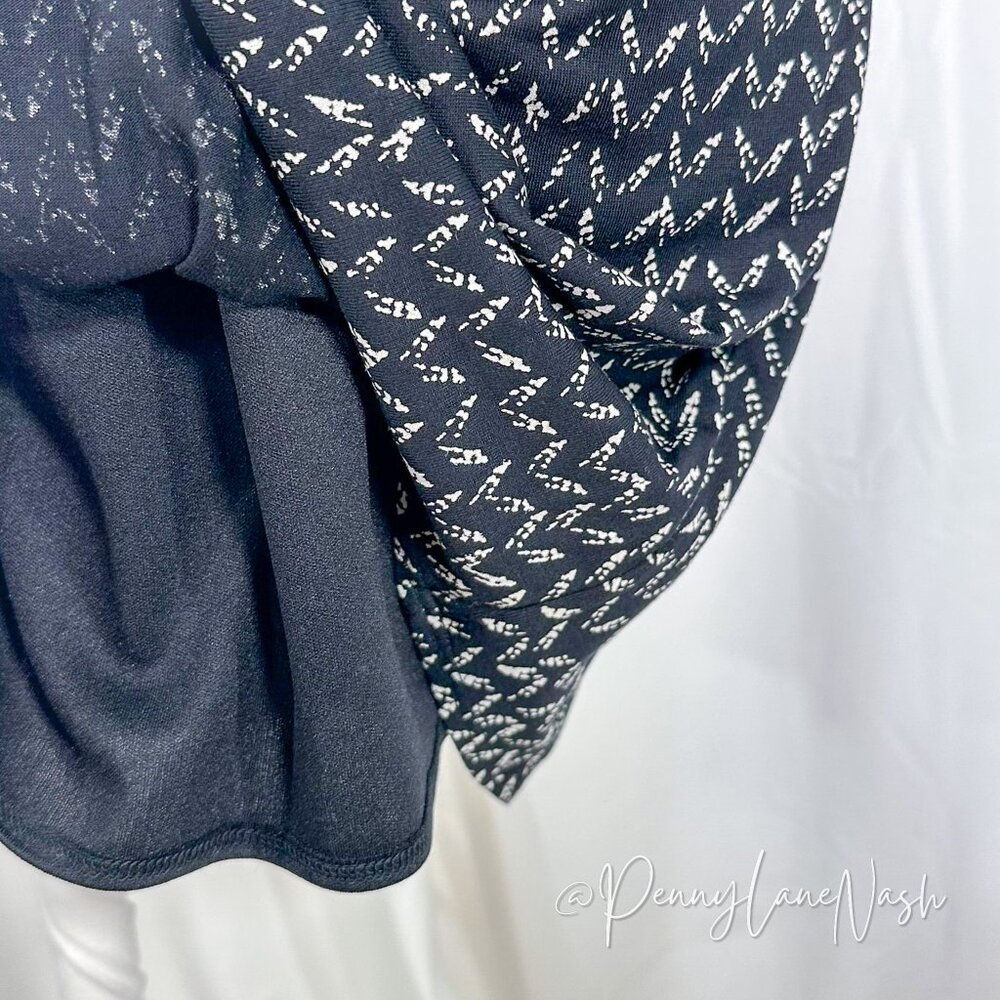 NWT Ann Taylor Loft Blouson Zigzag Print Dress Black XS - Picture 10 of 10